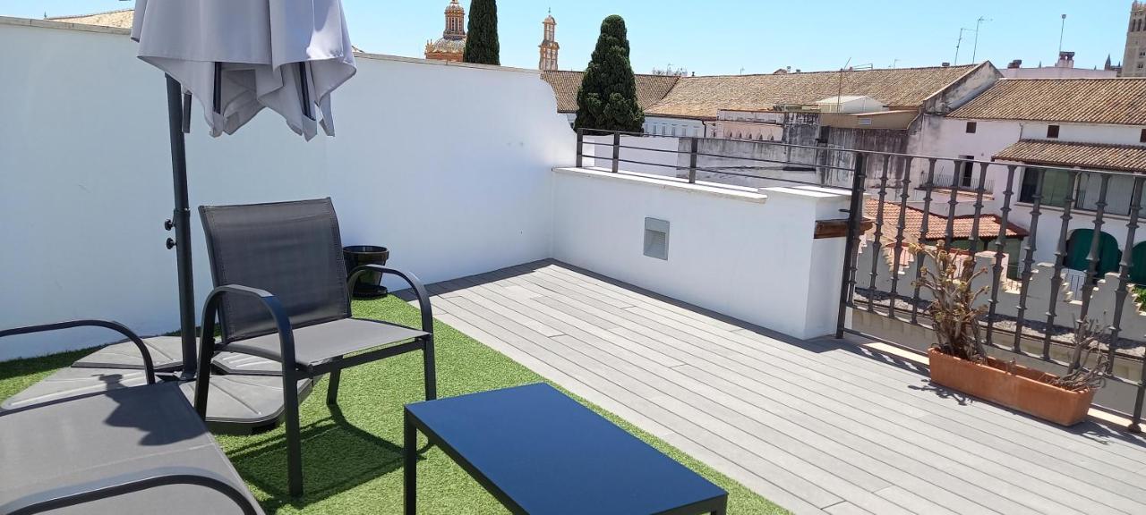 Casa Palacio La Casa Blanca Suites Seville Exterior photo